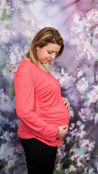 Bluza gravide roz cu cret lateral burtica si cu maneca lunga