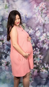 Rochie Maternitate Roz din Stofă Subțire cu Buzunare